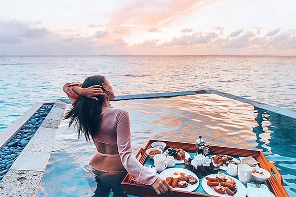 sugar baby arrangment, travel